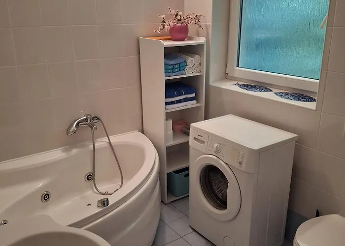 Monty - Kotor - Crikvenica