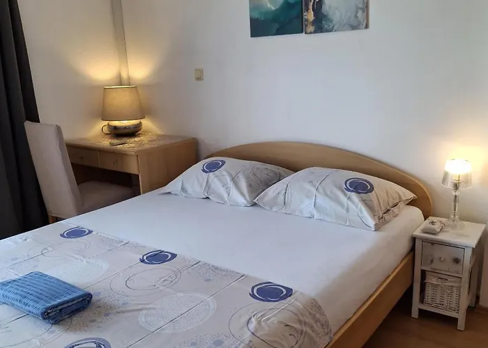 Monty - Kotor - Apartment Crikvenica